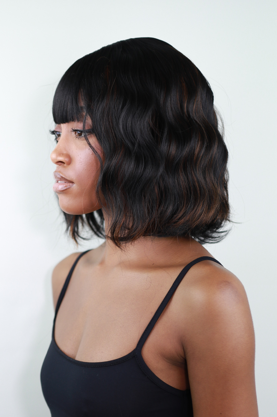 Ming Wavy Wig with Bangs